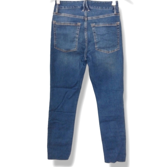 NWT Good American Good Waist Crop Jean $149 - Picture 9 of 13